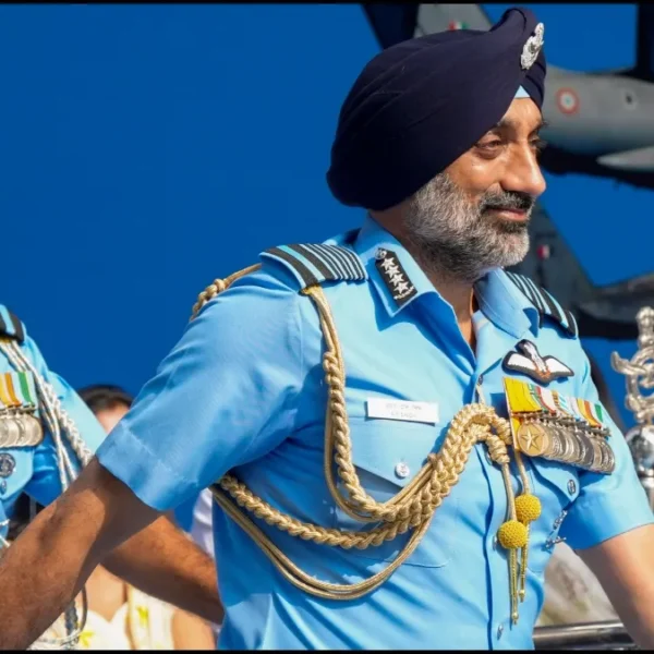 PM मोदी से मिले एयर चीफ मार्शल, 40&hellip;